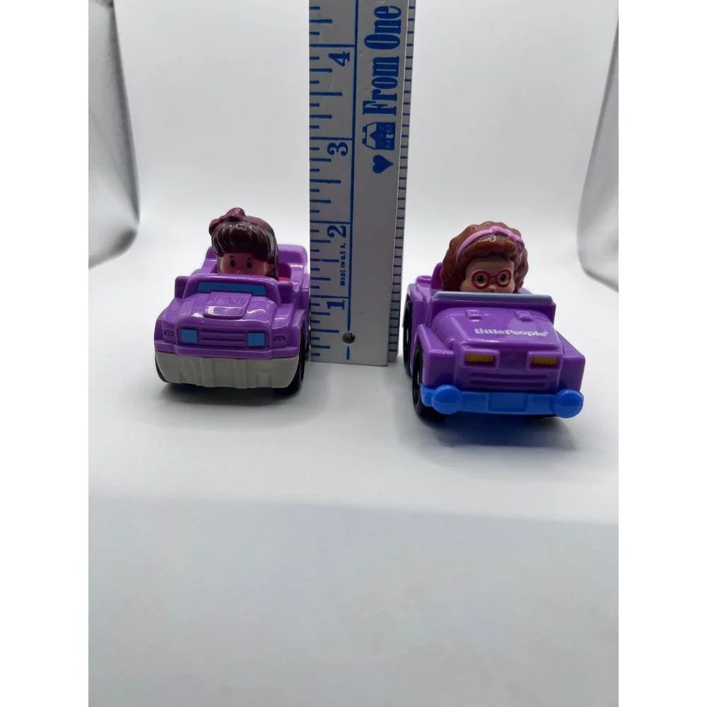 Fisher-Price Little‎ People Wheelies Maggie In Purple Jeep + Mia In Truck Lot